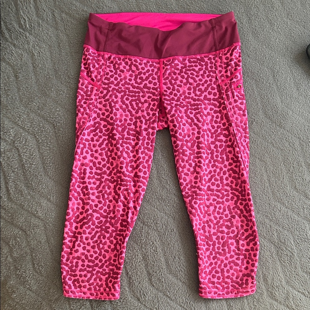 lululemon athletica Pink and Magenta Capri Leggings